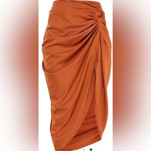 Rust woven o ring cut out drape midi skirt